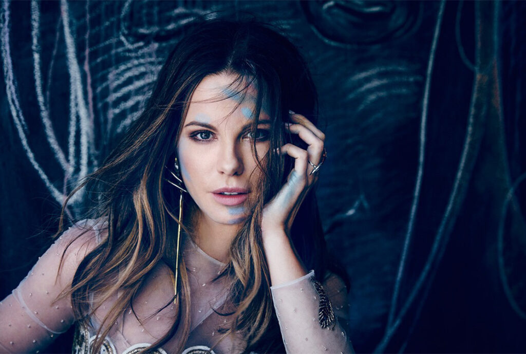 Six K - Artist - Lysa Cooper - Celebrity