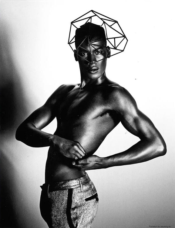 Six K - Artist - Steven Aturo - Editorial